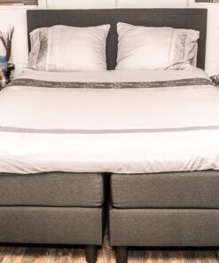 Studenten Boxspring actie model.